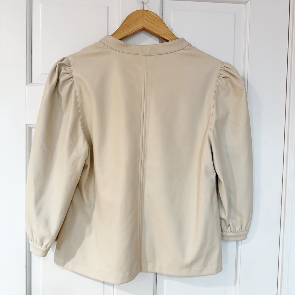 Evereve Ryann Faux Leather Top in Ivory size small - Picture 8 of 10